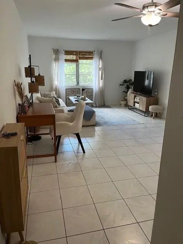 3 of 29 - 1950 N Andrews Avenue #210d, Wilton Manors, FL