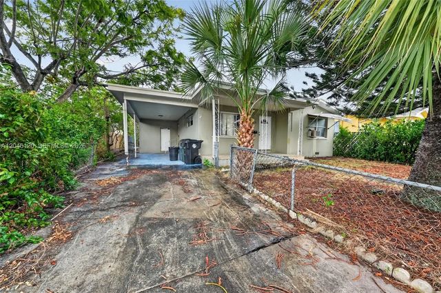 914 N K Street, Lake Worth