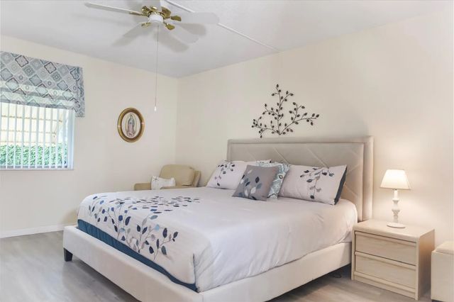 4 of 25 - 106 Lake Pine Circle #c-1, Greenacres, FL