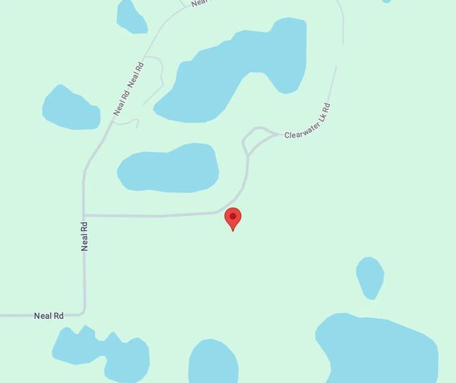 2 of 4 - 137 Clearwater Lk Road, Hawthorne, FL