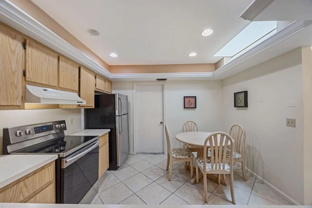 5 of 24 - 9 Ridge Pointe Drive #d, Boynton Beach, FL
