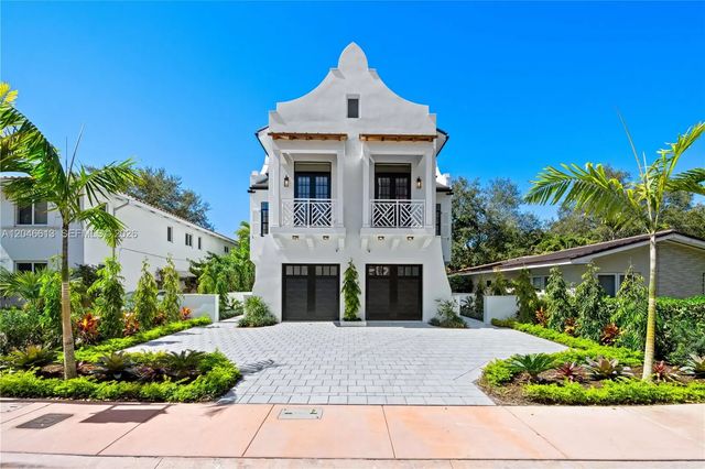 2 of 29 - 2710 S Le Jeune Road, Coral Gables, FL