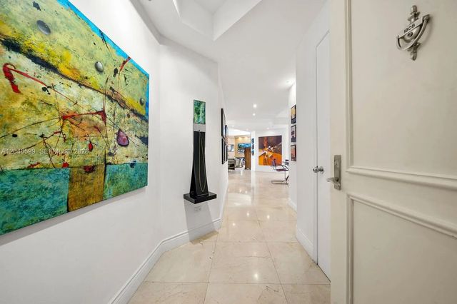 4 of 17 - 808 Brickell Key Drive #1808, Miami, FL