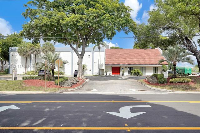 1400 Nw 79th Avenue, Doral