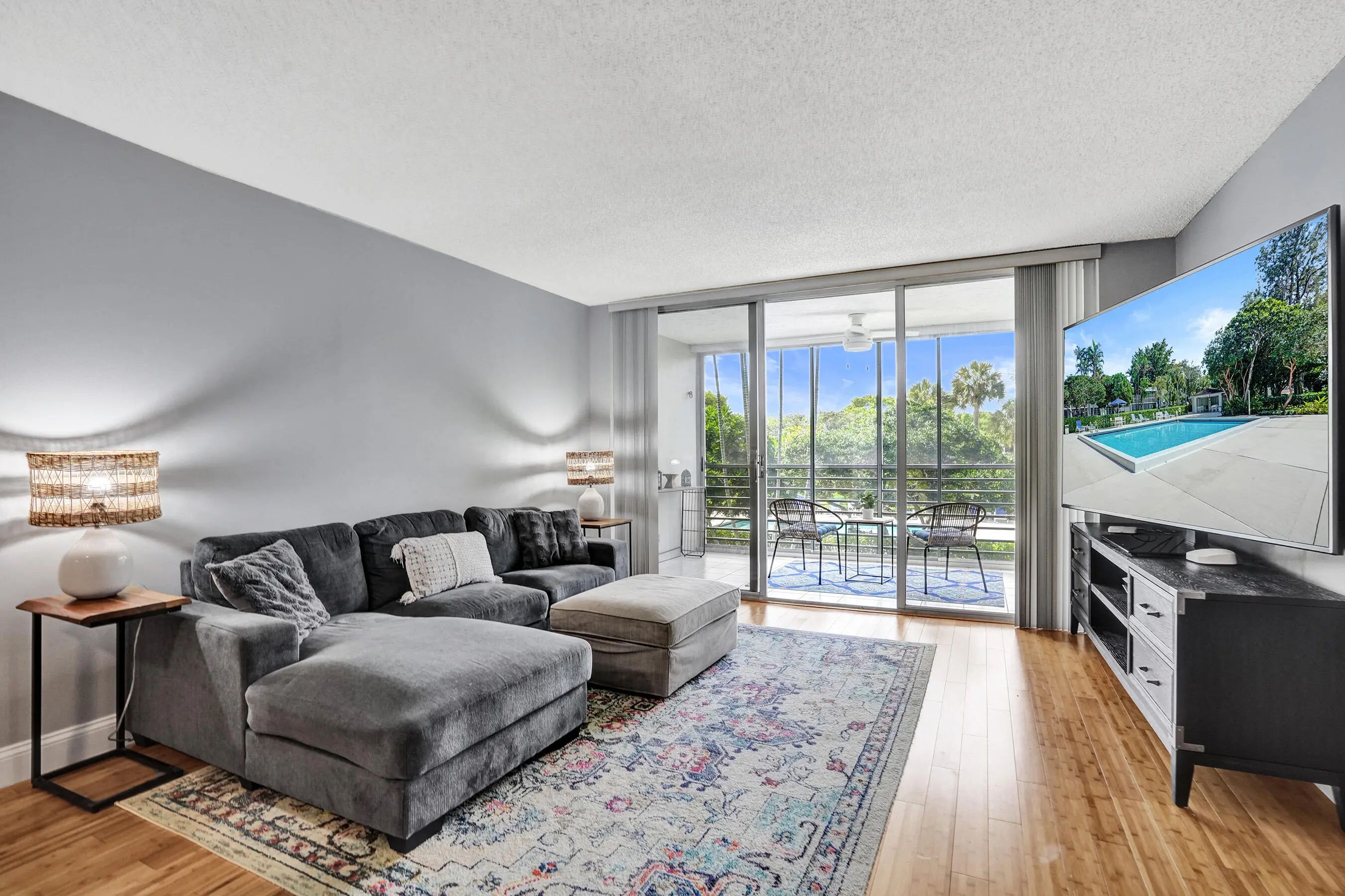 4200 Oaks Terrace #203, Pompano Beach
