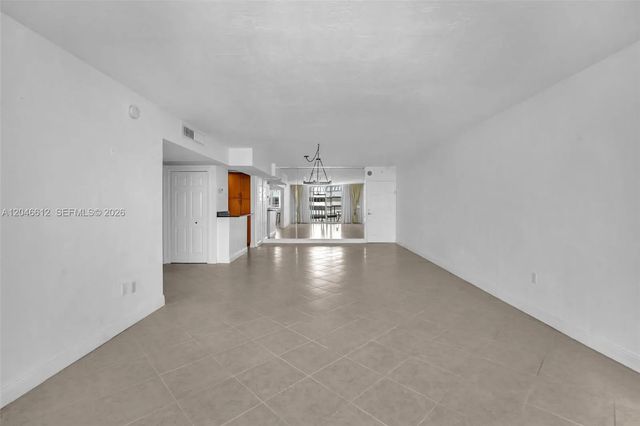 5 of 29 - 10350 W Bay Harbor Drive #8f, Bay Harbor Islands, FL