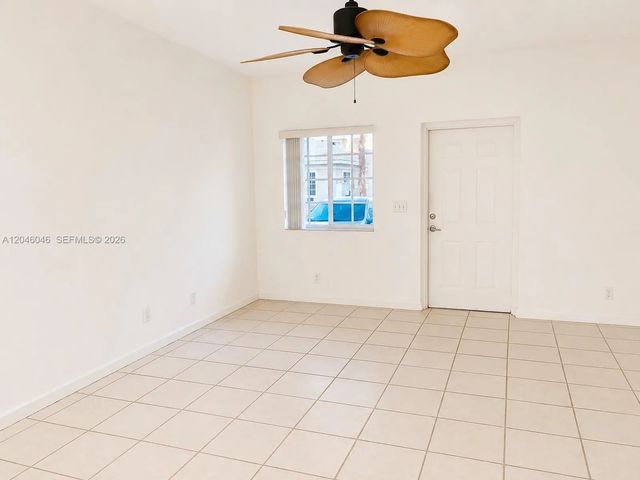 2 of 17 - 4950 Washington Street #12-4, Hollywood, FL