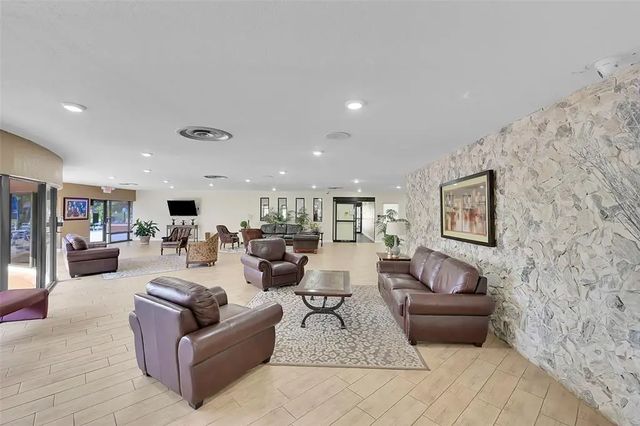 4 of 46 - 9360 Sunrise Lakes Boulevard #111, Sunrise, FL