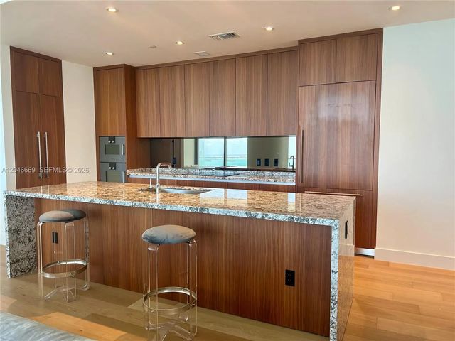 5 of 15 - 175 Se 25th Road #2804, Miami, FL
