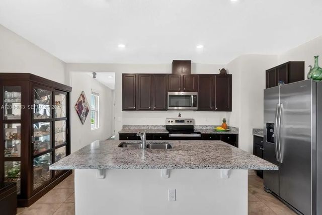 5 of 34 - 2415 Taloncrest Court, , FL