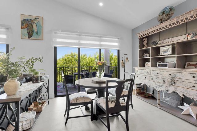 4 of 13 - 239 W Seaview Drive, Duck Key, FL