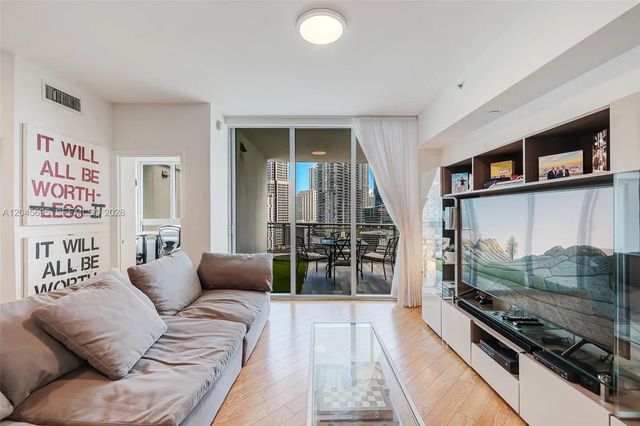 3 of 23 - 350 S Miami Avenue #2104, Miami, FL