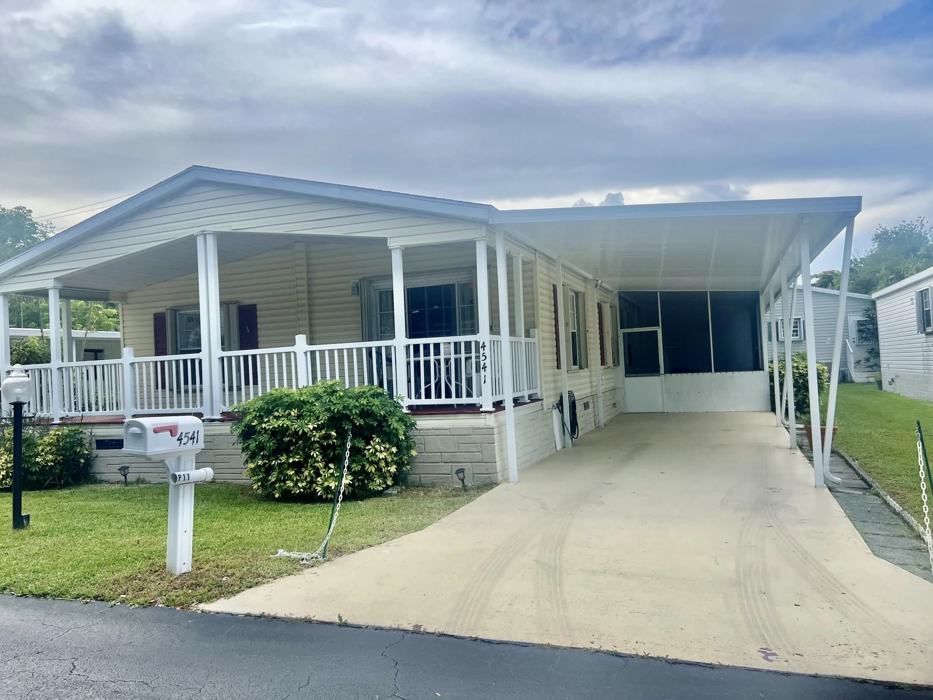 4541 Nw 67th Place #p-11, Coconut Creek
