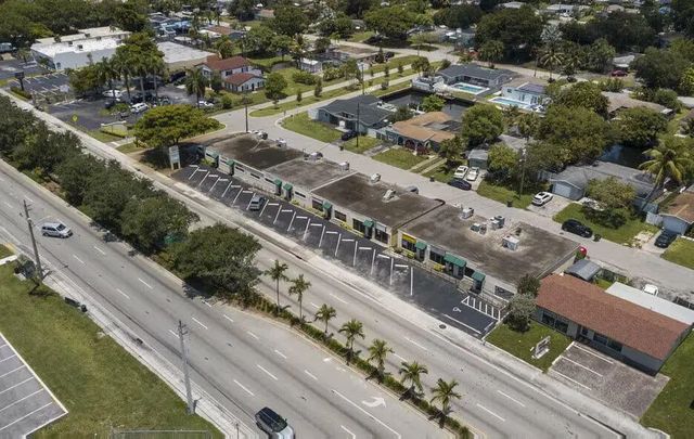 2 of 4 - N/A, Oakland Park, FL