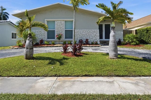 3 of 40 - 816 Johnson Street, Hollywood, FL