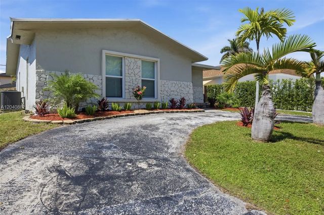 5 of 40 - 816 Johnson Street, Hollywood, FL