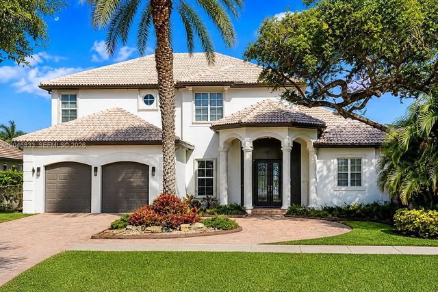 3683 W Lakes Estates Drive, Davie