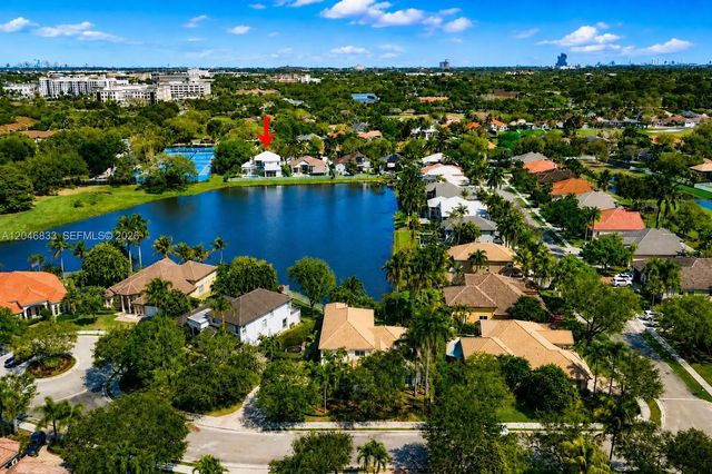 3 of 34 - 3683 W Lakes Estates Drive, Davie, FL