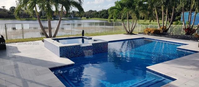 5 of 34 - 3683 W Lakes Estates Drive, Davie, FL