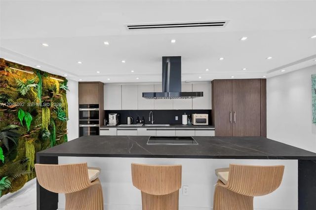 3 of 72 - 2301 Collins Avenue #440-443, Miami Beach, FL