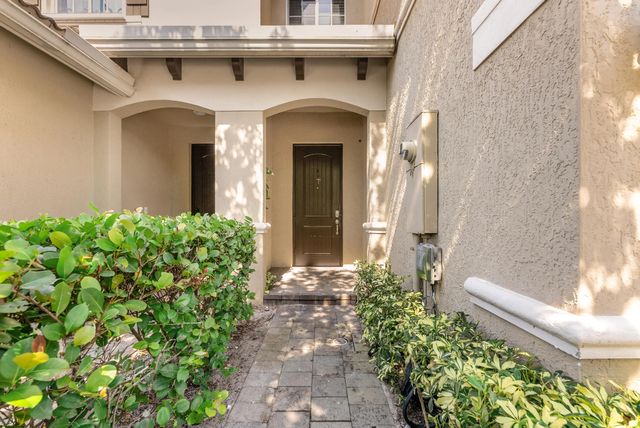 3 of 37 - 354 Se 1st Way #354, Deerfield Beach, FL