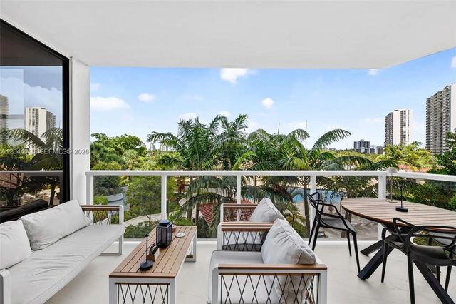 3 of 96 - 20281 E Country Club Drive #407, Aventura, FL