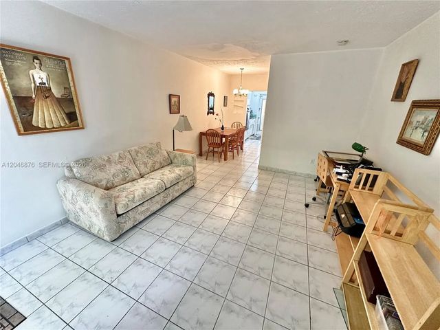 5 of 16 - 8132 Harding Avenue #6, Miami Beach, FL