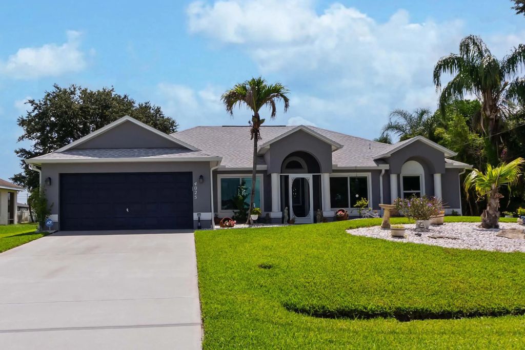 4025 Sw Kadlic Street, Port St. Lucie
