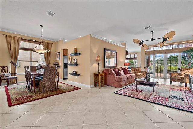 5 of 64 - 2112 Bellcrest Court, Royal Palm Beach, FL