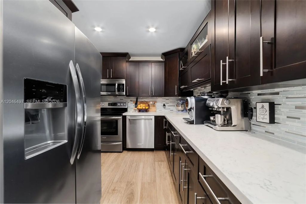 2201 Ne 66th Street #1323, Fort Lauderdale