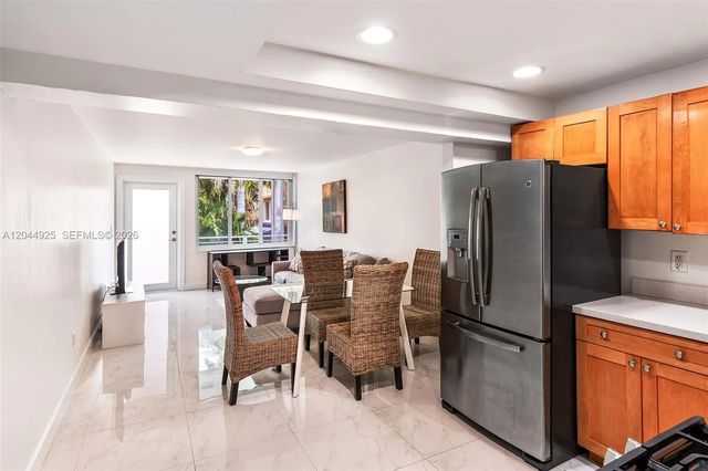 3 of 25 - 405 N Hibiscus Drive #204, Miami Beach, FL