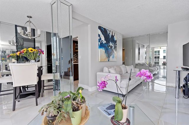 5 of 40 - 111 N Briny Avenue #ph11, Pompano Beach, FL