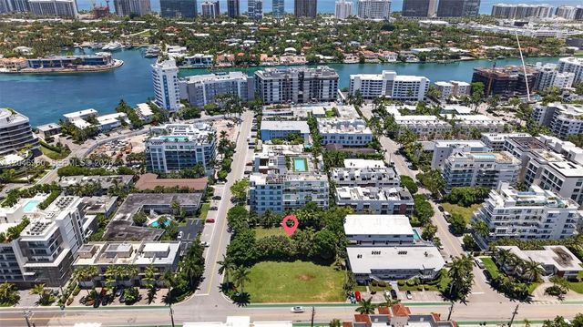 10177 W Bay Harbor Drive, Bay Harbor Islands
