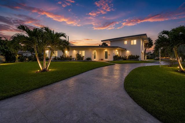 2812 Ne 27th Street, Lighthouse Point