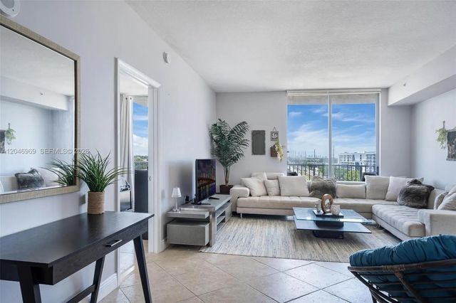 140 S Dixie Highway #609, Hollywood