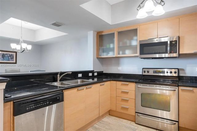 4 of 15 - 140 S Dixie Highway #609, Hollywood, FL