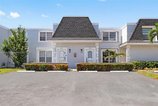 2408 Ne 10th Street #122, Hallandale Beach