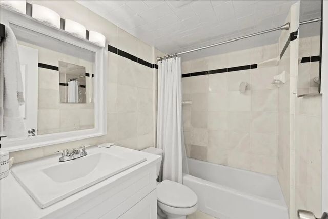 5 of 34 - 4501 S Ocean Boulevard #f2, South Palm Beach, FL