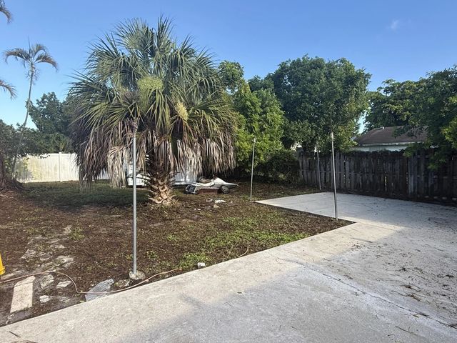 5 of 13 - 10685 Bobbie Lane, Royal Palm Beach, FL