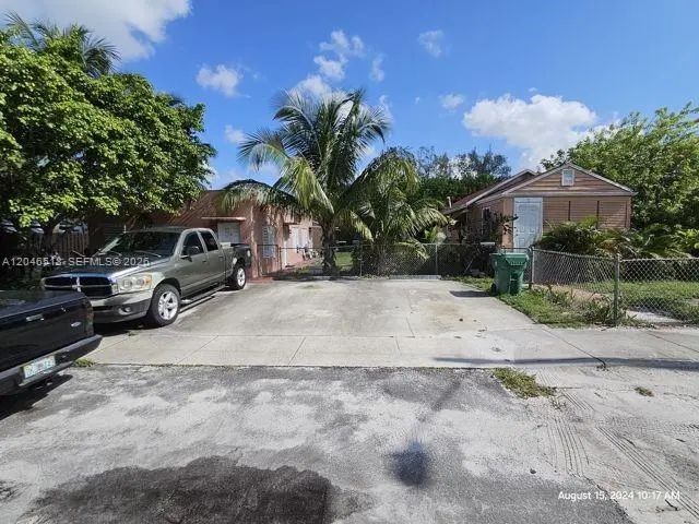 22 Sw 11th Street, Dania Beach