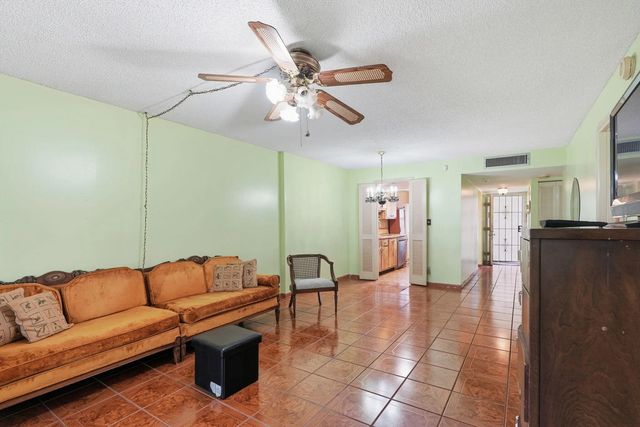 2 of 21 - 3000 Nw 48th Terrace #130, Lauderdale Lakes, FL