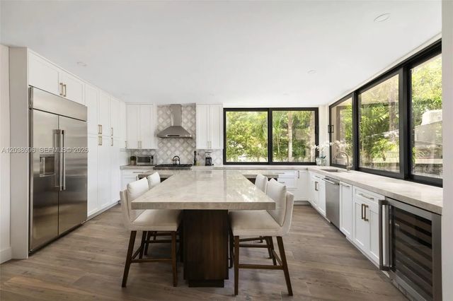 5 of 37 - 3303 Halissee Street, Coconut Grove, FL