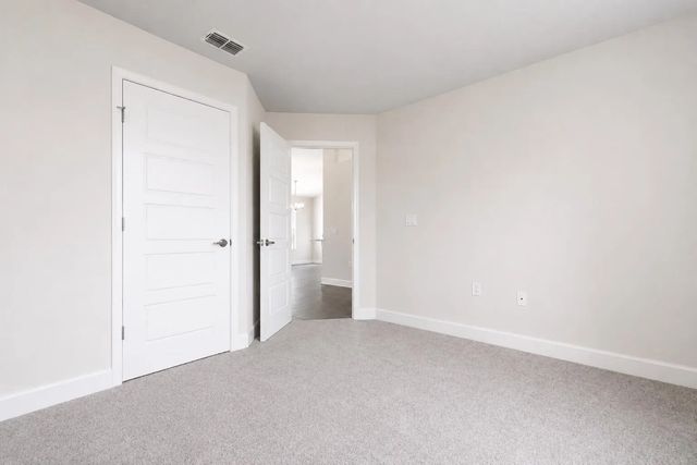 4 of 22 - 405 Ne Airoso Boulevard, Port St. Lucie, FL