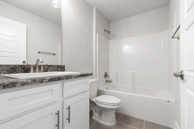 5 of 22 - 405 Ne Airoso Boulevard, Port St. Lucie, FL