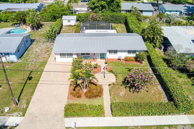2 of 49 - 1252 Se Madison Avenue, Stuart, FL