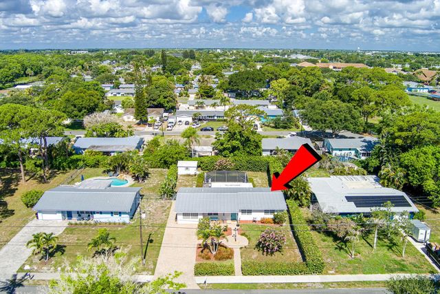 3 of 49 - 1252 Se Madison Avenue, Stuart, FL