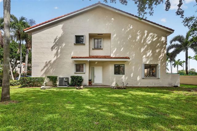 4 of 58 - 21391 Marina Cove Circle #19-k, Aventura, FL