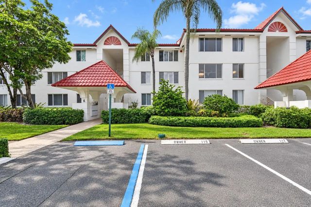 2 of 57 - 102 Half Moon Circle #f2, Hypoluxo, FL