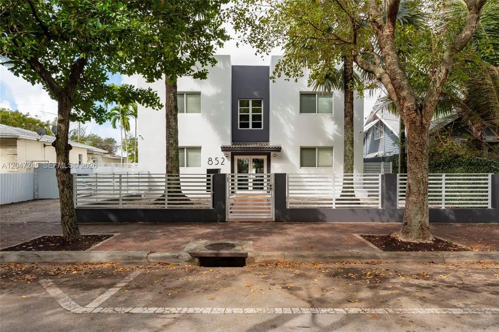 852 Sw 13th Avenue #5, Miami