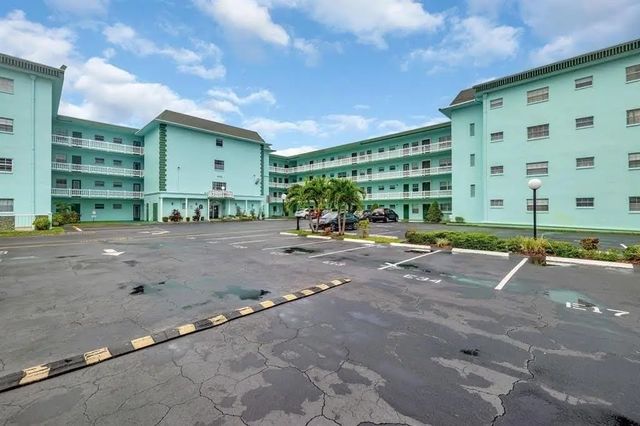 4141 Nw 44th Avenue #116, Lauderdale Lakes